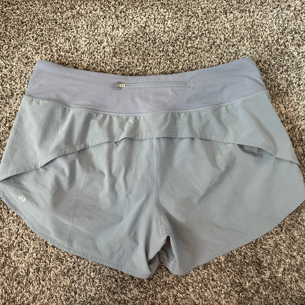 Lululemon Speed Up Short Size 12 - Chambray